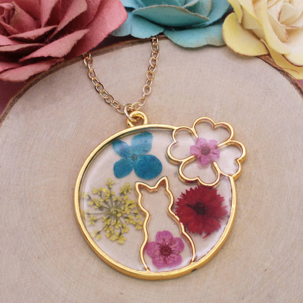 Cat Bouquet Dried Flower Gold Necklace